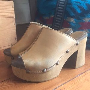 Sbicca Platform Clogs